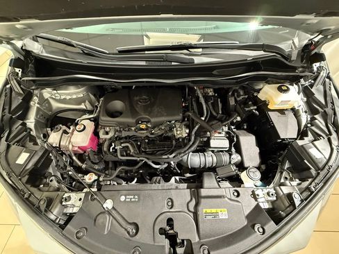 Used 2023 Toyota Sienna XLE image 10