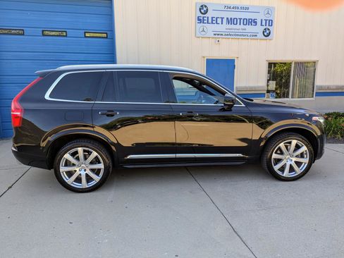 Used 2018 Volvo XC90 T6 Inscription w/ Luxury Package image 15