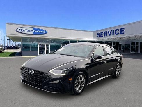 Certified 2023 Hyundai Sonata SEL w/ Cargo Package FWD image 4