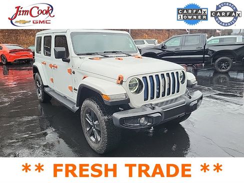 Used 2022 Jeep Wrangler Unlimited Sahara image 4
