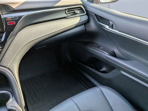 Used 2024 Toyota Camry SE FWD image 15