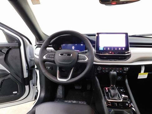 New 2026 Jeep Compass Limited image 8