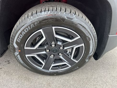 New 2026 Jeep Cherokee Laredo AWD/4WD image 23