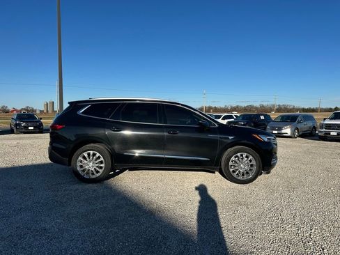 Used 2021 Buick Enclave Premium w/ Sun and Sites Package image 3