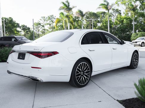 Used 2024 Mercedes-Benz S 580 4MATIC Sedan image 9