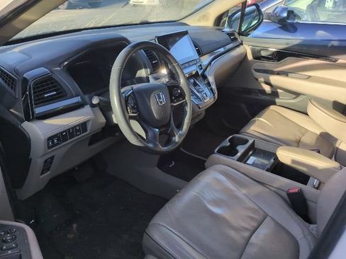 Used 2022 Honda Odyssey Elite image 6