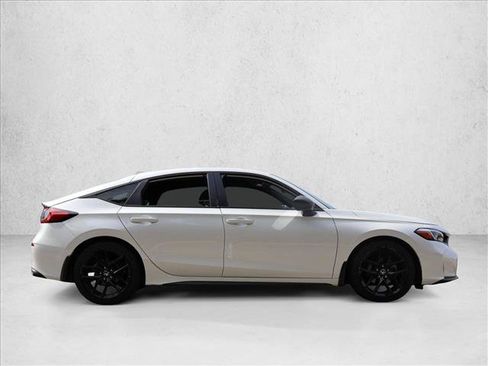 Used 2025 Honda Civic Sport image 4