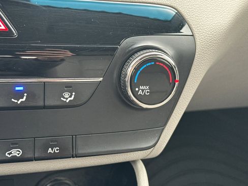 Used 2017 Hyundai Tucson SE image 30