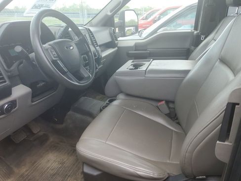 Used 2015 Ford F150 XL w/ Trailer Tow Package RWD image 4