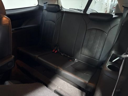 Used 2012 Buick Enclave Leather FWD image 29
