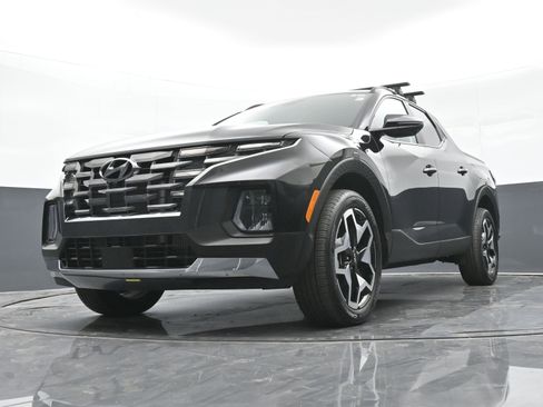 Used 2024 Hyundai Santa Cruz Limited image 41