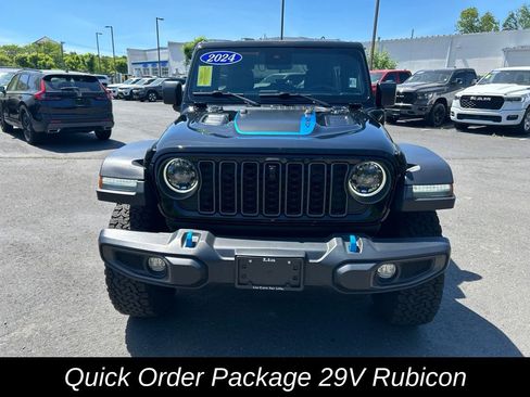 Used 2024 Jeep Wrangler Unlimited Rubicon 4xe w/ Technology Group AWD/4WD image 10