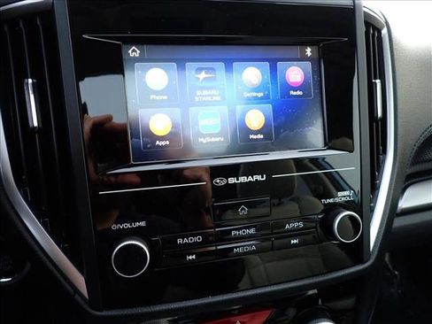 Used 2024 Subaru Forester Premium image 25