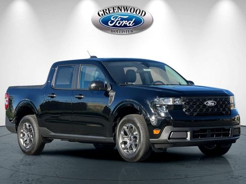 New 2026 Ford Maverick XLT image 2