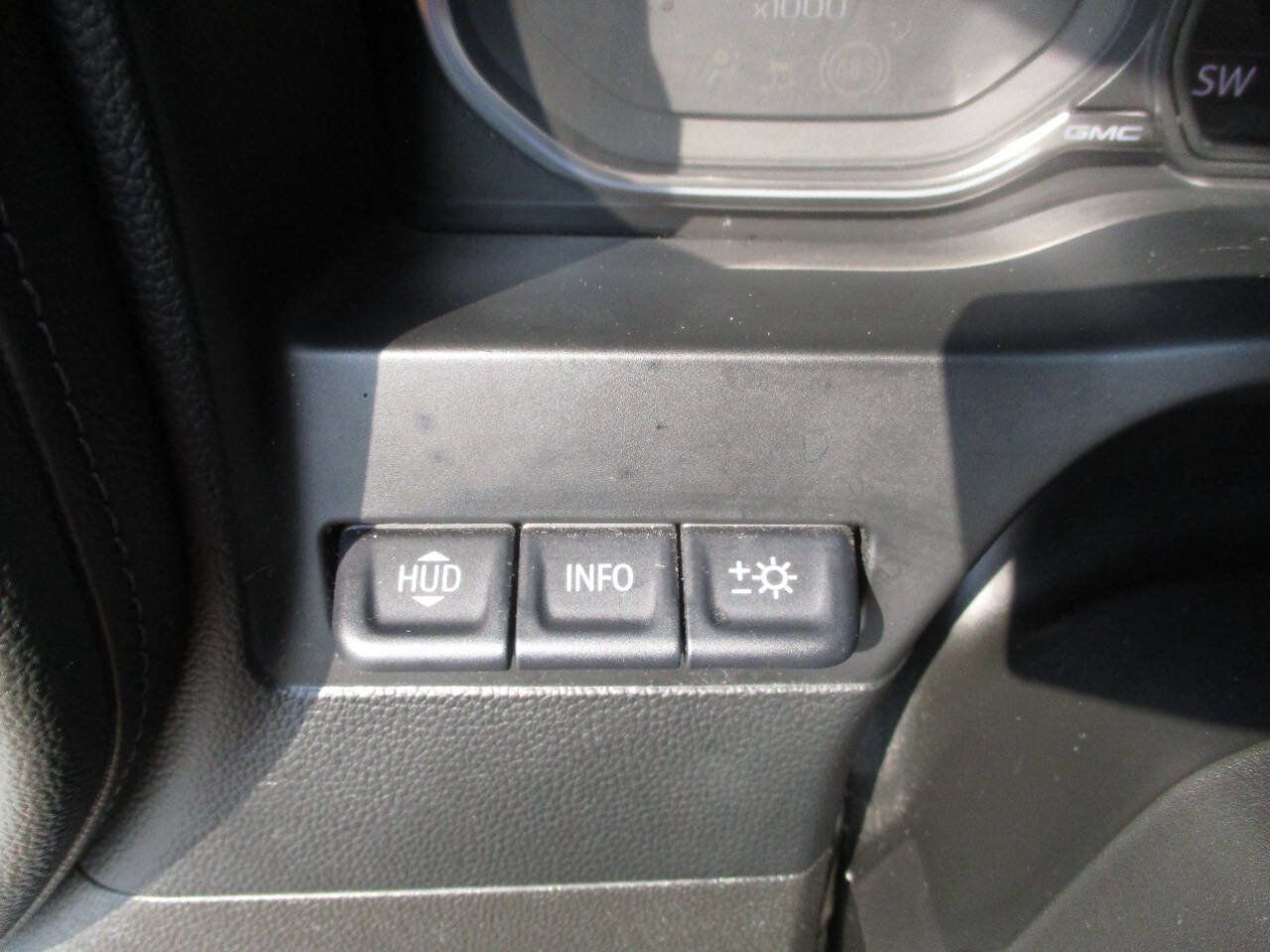 Used 2022 GMC Sierra 3500 Denali w/ Denali Ultimate Package AWD/4WD image 22