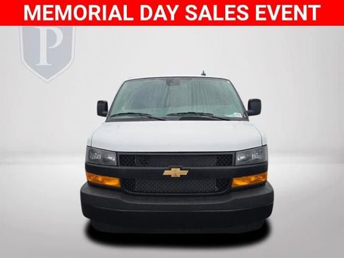 New 2025 Chevrolet Express 2500 w/ Driver Convenience Package RWD image 12