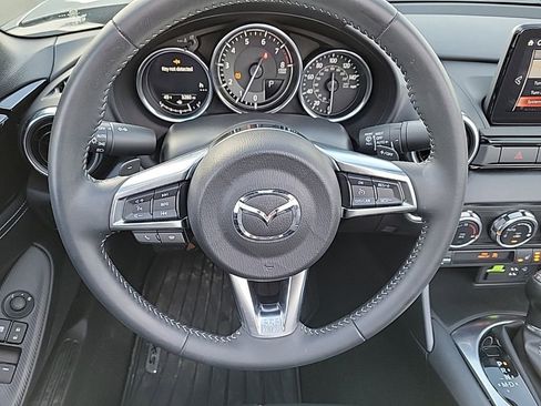 Used 2022 MAZDA MX-5 Miata RF Grand Touring image 17