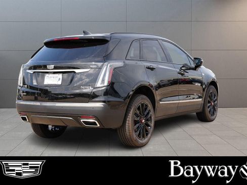 New 2025 Cadillac XT5 Sportv w/ LPO, Red Accent Package image 48