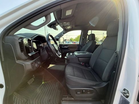 Used 2024 Chevrolet Silverado 2500 LT w/ Convenience Package AWD/4WD image 18
