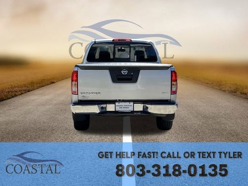 Used 2018 Nissan Frontier SV image 16