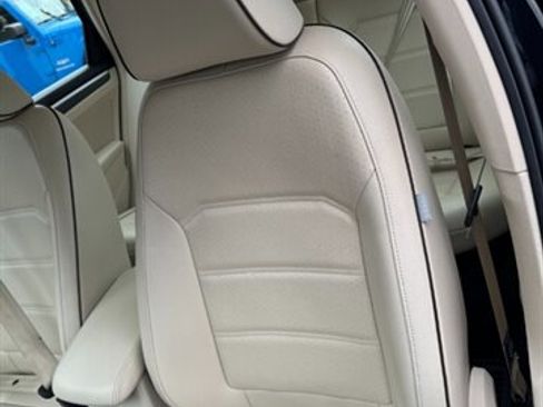 Used 2018 Volkswagen Passat 2.0T R-Line image 21