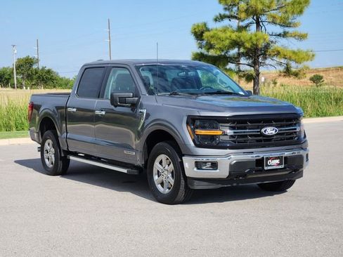 Used 2024 Ford F150 XLT w/ Mobile Office Package image 3