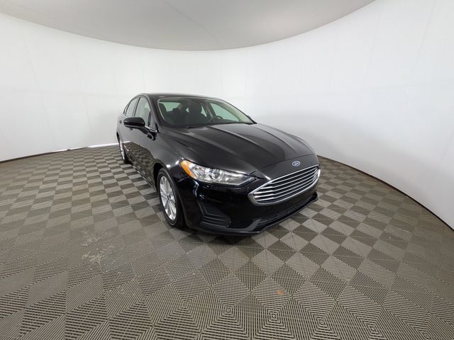 Used 2019 Ford Fusion SE FWD image 26