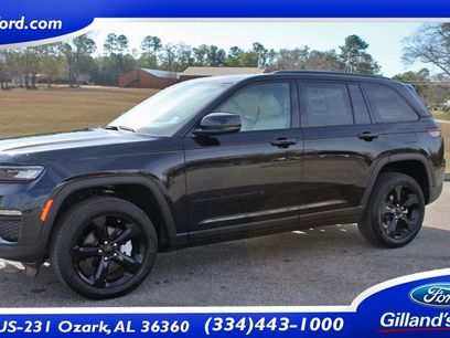 Used 2024 Jeep Grand Cherokee Limited w/ Black Appearance Package