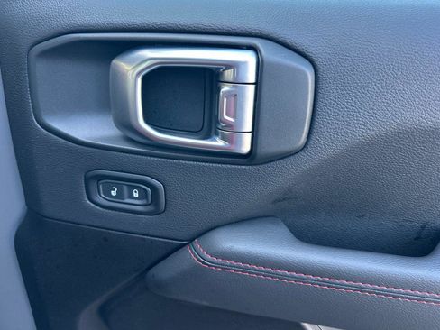 Used 2023 Jeep Wrangler Unlimited Rubicon 4xe image 19