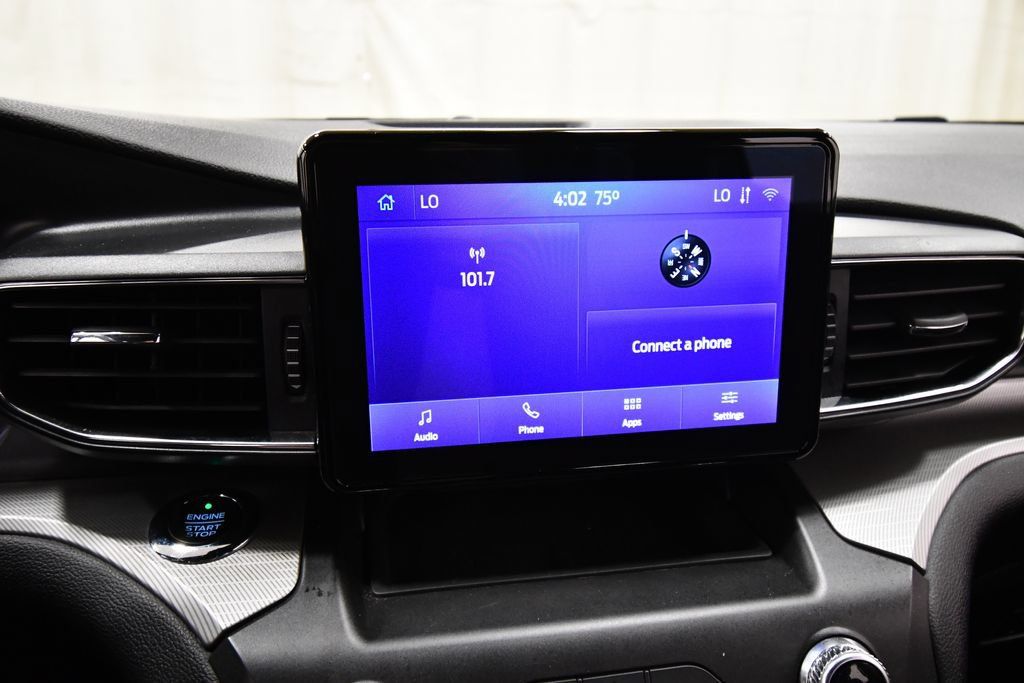 Used 2020 Ford Explorer XLT w/ Equipment Group 202A AWD/4WD image 23