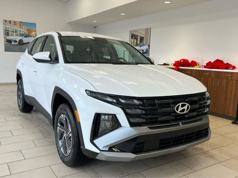 New 2026 Hyundai Tucson Blue SE AWD/4WD image 4