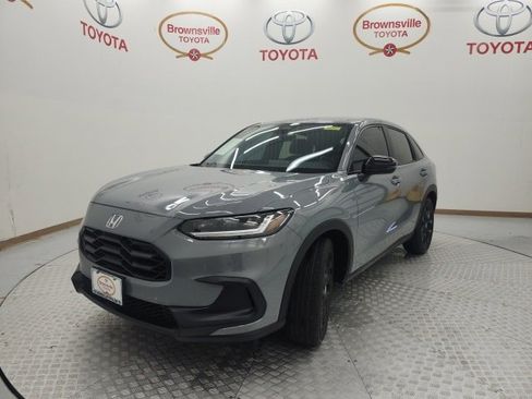 Used 2025 Honda HR-V Sport image 2