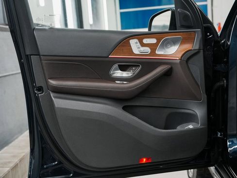 Used 2020 Mercedes-Benz GLE 450 4MATIC image 11