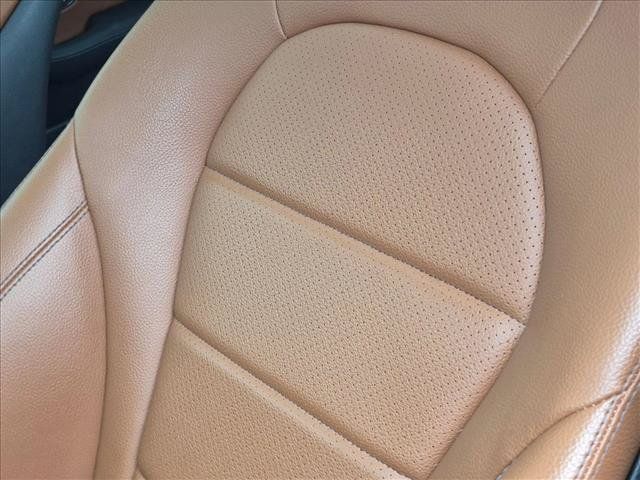 Used 2020 Mercedes-Benz GLC 300 image 14