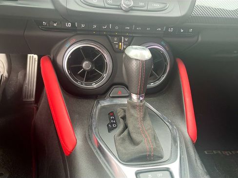 Used 2021 Chevrolet Camaro ZL1 RWD image 17