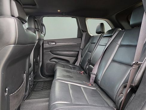 Used 2020 Jeep Grand Cherokee Limited w/ Trailer Tow Group IV RWD image 10