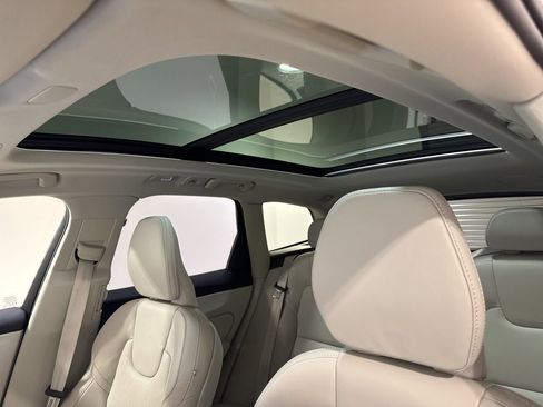 New 2026 Volvo XC60 B5 Ultra w/ Protection Package Premier image 16