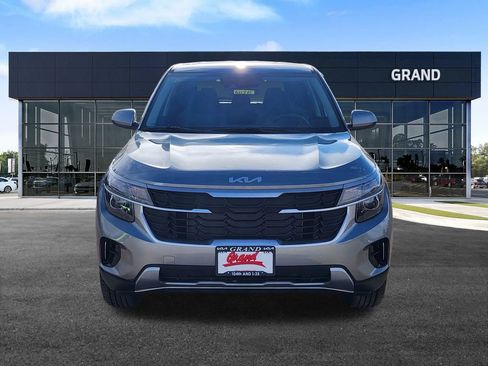 New 2026 Kia Seltos LX image 3