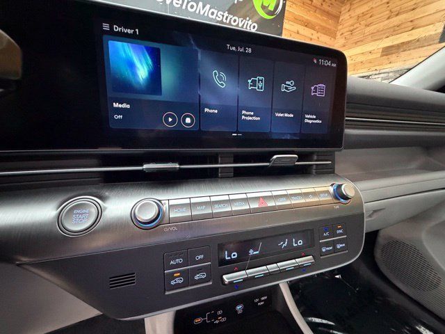 Certified 2024 Hyundai Kona SEL AWD/4WD image 21