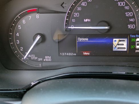 Used 2017 Cadillac XT5 Premium Luxury w/ Driver Assist Package image 26