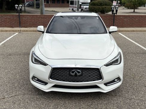 Used 2018 INFINITI Q60 Red Sport 400 w/ Pro Active Package AWD/4WD image 2