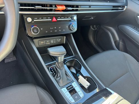 Certified 2025 Hyundai Tucson SEL image 30