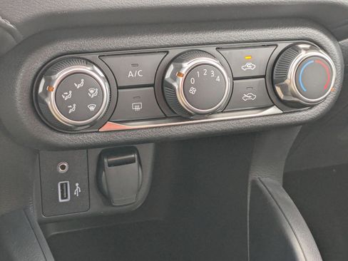 New 2025 Nissan Versa S image 16