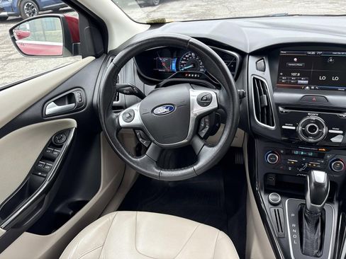 Used 2015 Ford Focus Electric Hatchback image 12