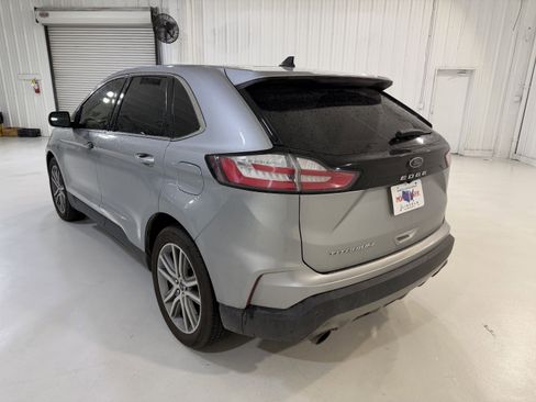 Used 2021 Ford Edge Titanium FWD image 5