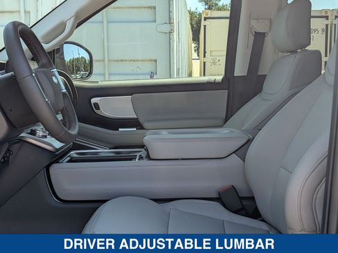 New 2026 Ford Expedition Active RWD image 26