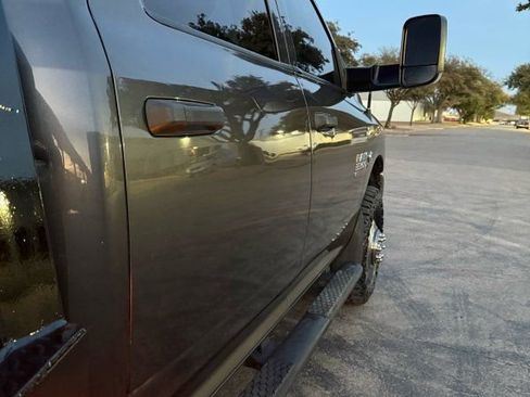 Used 2015 RAM 3500 Tradesman w/ Chrome Appearance Group image 8
