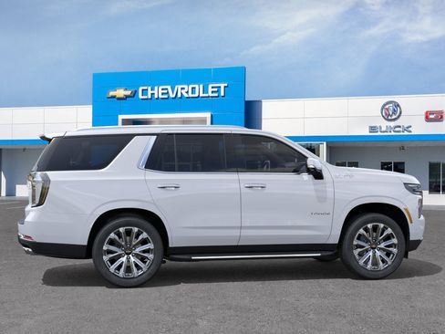 New 2026 Chevrolet Tahoe High Country w/ Sun And Tow Package AWD/4WD image 38