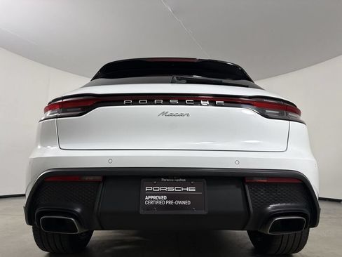 Certified 2024 Porsche Macan AWD/4WD image 20
