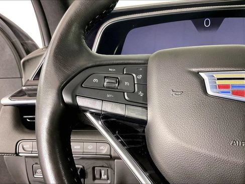 Used 2021 Cadillac Escalade Sport w/ Driver Assist Tech Package AWD/4WD image 24